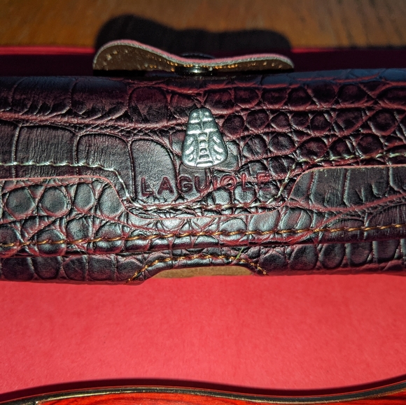 Premium bottle opener and corkscrew - Picture 3 of 4